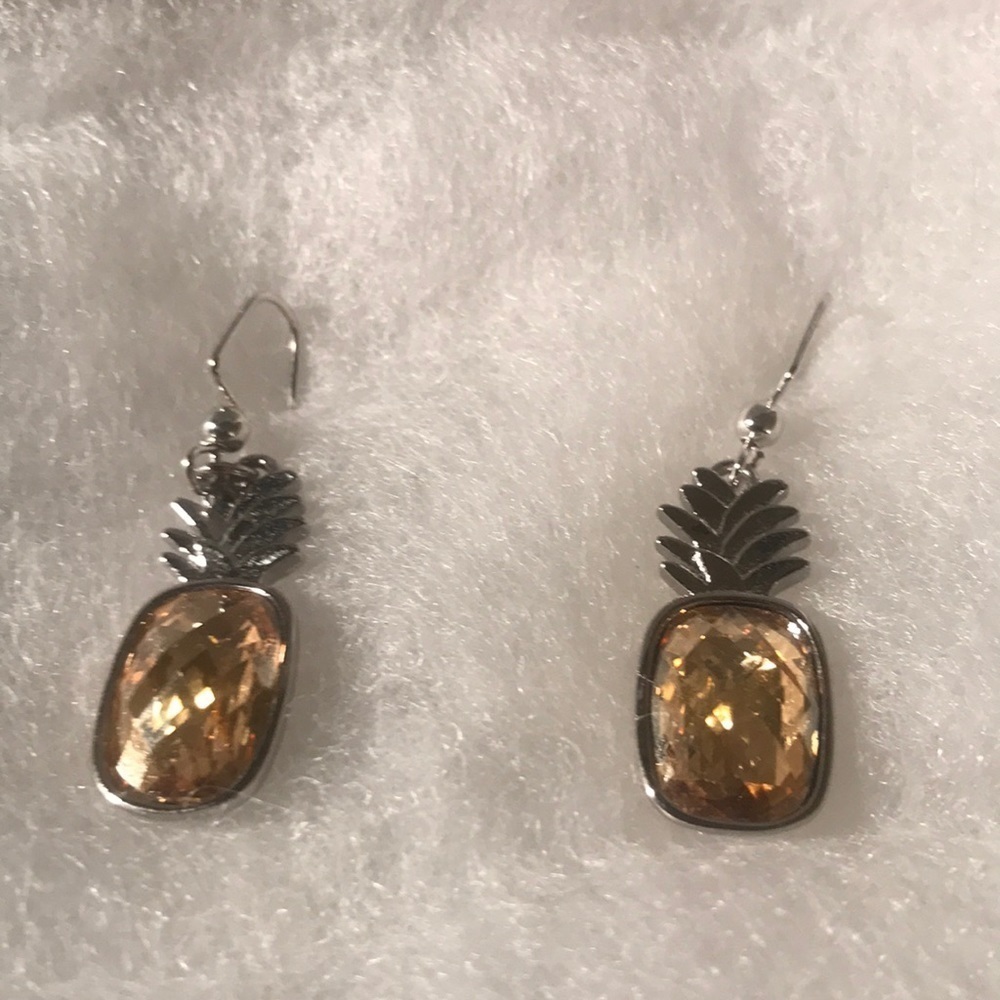 Swarovski Pineapple Hook Earrings Sparkling Crystal Tropical Jewelry